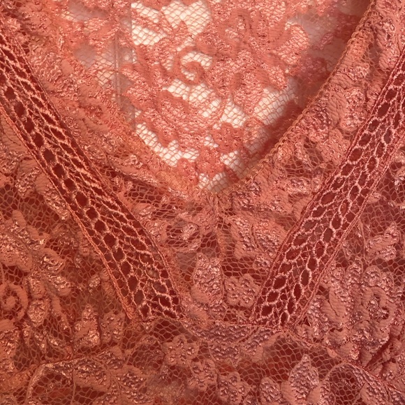 Victoria’s Secret Moda Romantic Pink Lace shirt - Picture 1 of 11